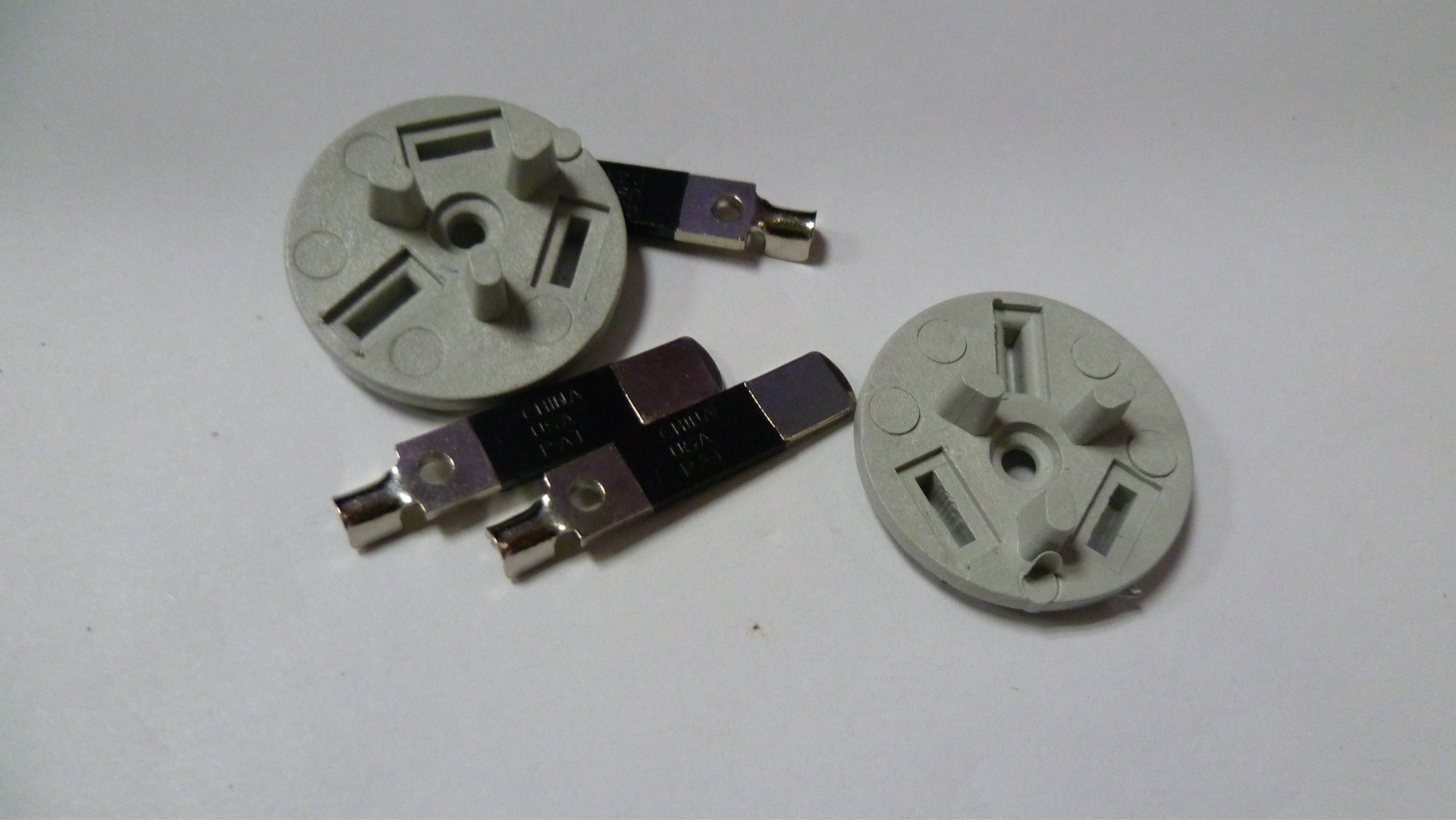 在AI芯片市场被英伟达长期垄断的格局下