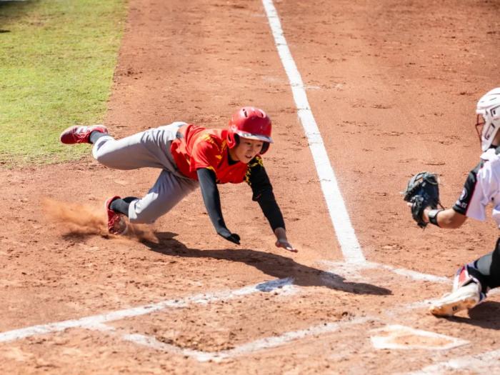 中国女垒双胜挺进四强创历史佳绩