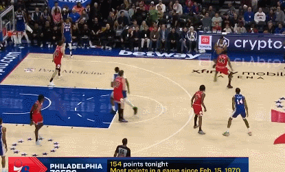 40岁生日夜洛瑞三分定乾坤 76人双星复出狂胜公牛