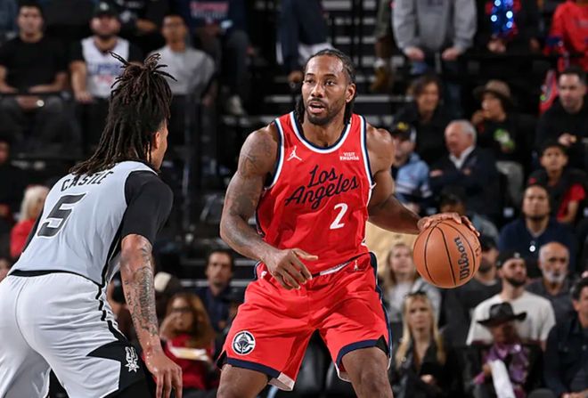 文班亚马轮休马刺大胜快船，加兰防守漏洞成败