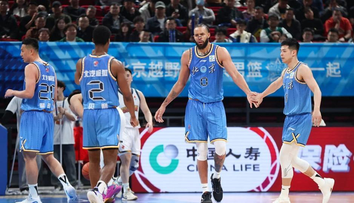 辽宁男篮外线火力不足哈维低迷 北京首钢引援贝