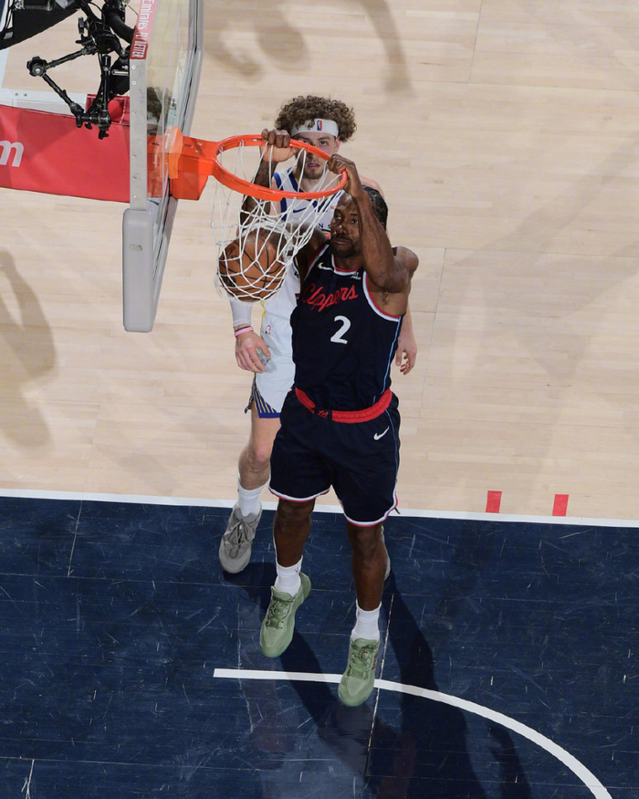 快船伦纳德与雄鹿字母哥合同困境引热议